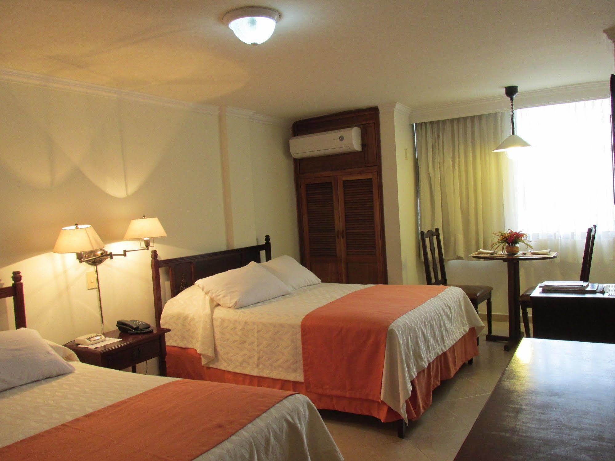 Hotel Majestic Barranquilla  Zewnętrze zdjęcie
